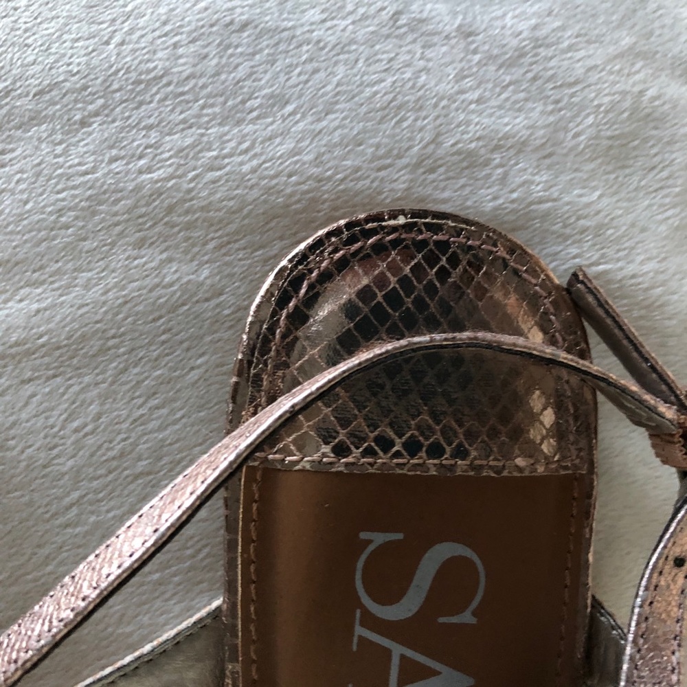 Sam & Libby 9 Rose Gold & Nude Kamilla T-strap - Picture 5 of 6
